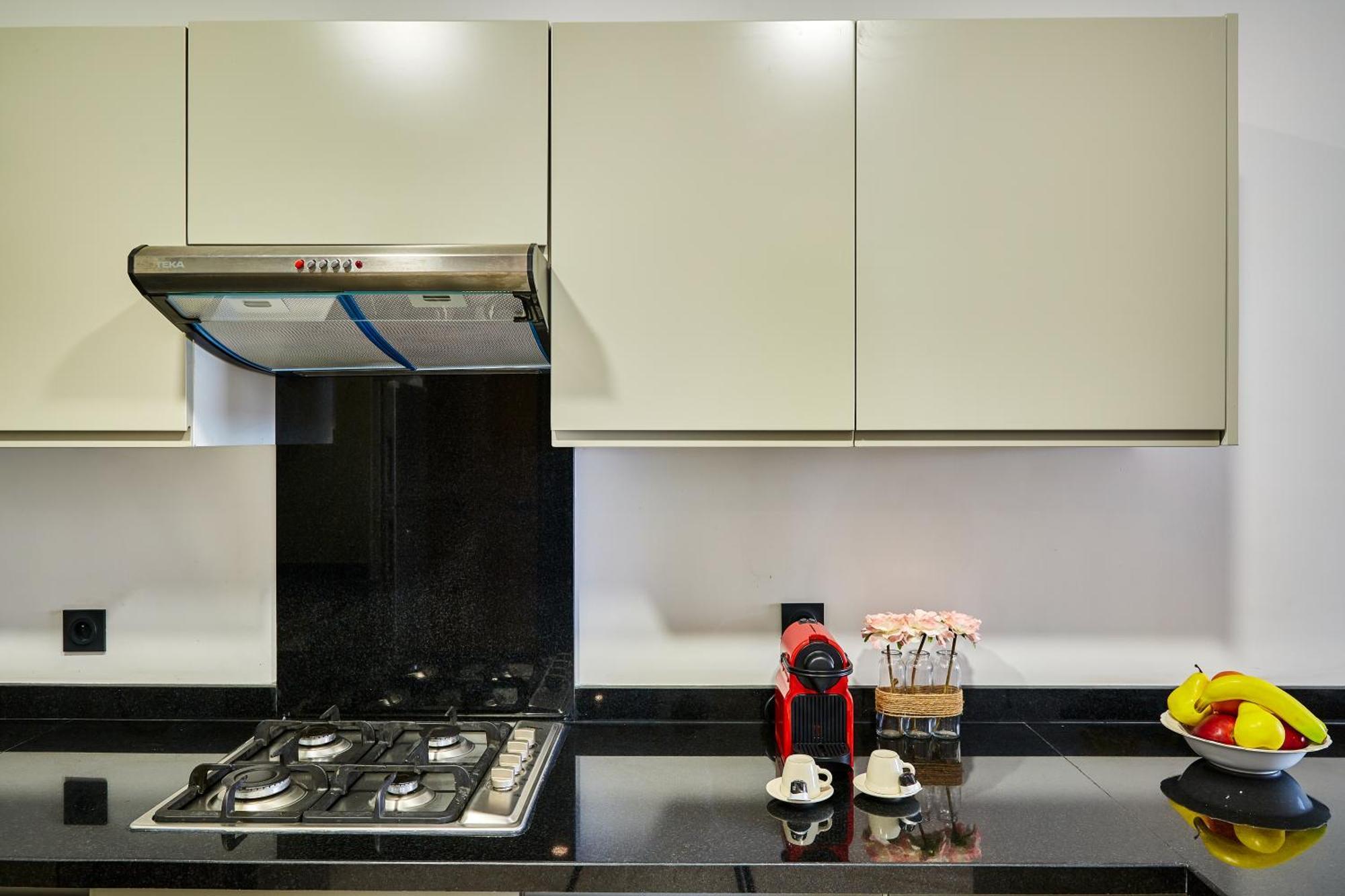 Apartmán Sleek And Modern 2-Bed Unit In Downtown Casa Casablanca Exteriér fotografie